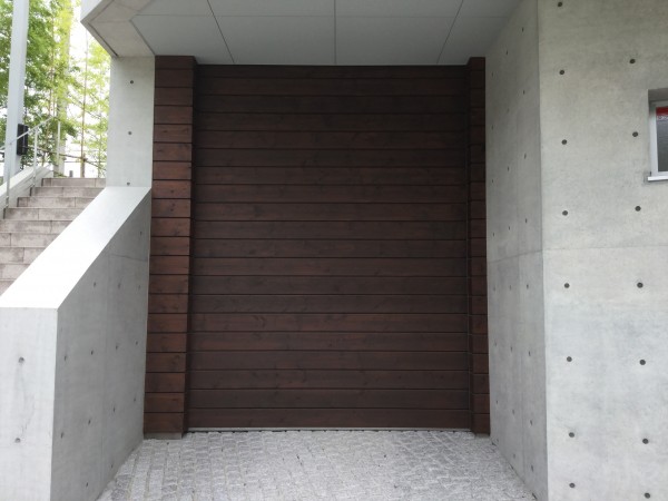 木製ガレージドア ソリッド/愛知県名古屋市