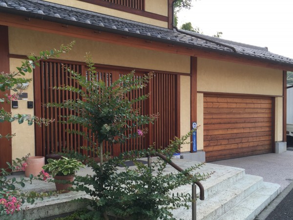木製ガレージドア ソリッド/神奈川県横浜市