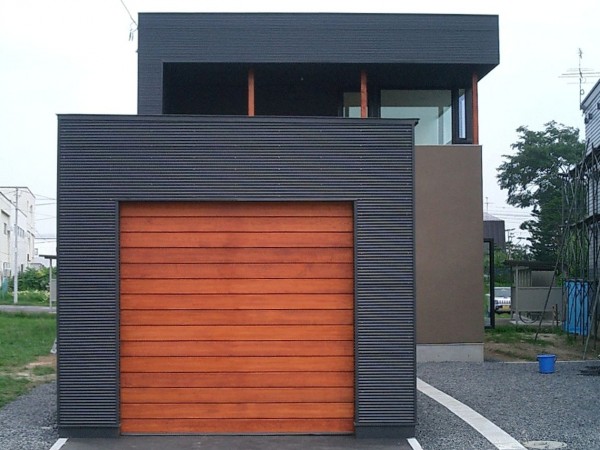 木製ガレージドア ソリッド/北海道北広島市